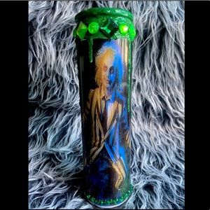 (Candle) beetle juice! Beetle juice! Beetle juice!